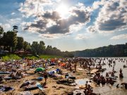 EZREK STRANDOLTAK VASÁRNAP A KÖRÖS-TOROKBAN – A legnépszerűbb tiszai szabadstran…