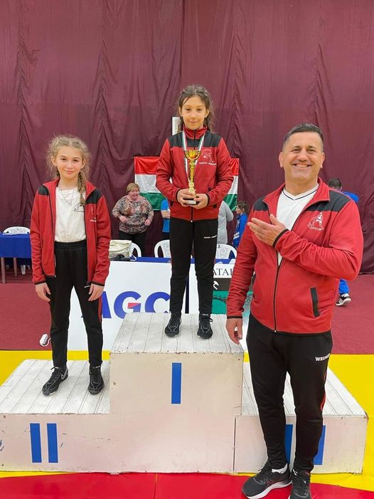 Farkas Vivien aranyérmes birkózásban…