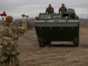 Gépkiképzések a műszaki ezred gyakorlóterein…