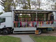 Indulásra kész a Just Showband…