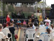 A bábszínház is nagy sikert aratott a gyermekeknél…