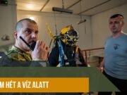 Három hét a víz alatt