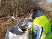 A hűtő sem a saját lábán ment ki az elkerülőre!…