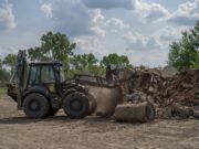 A hétköznapi életben mindenki szépíti, újítja háza táját. Nincs ezzel másképp al…