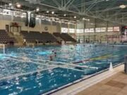 Az alapszakasz utolsó meccse hamarosan kezdődik! A hölgyek már a vízben, gyertek…