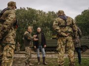 Az alapvető jogok biztosa tett látogatást a műszaki ezrednél…