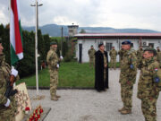 Félárbócon a magyar lobogó Szarajevóban