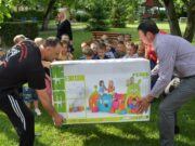 Sikerült! Megvan a hernyó alagút!…