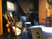 A Ripoff Raskolnikov Band megérkezett. Hamarosan kezdünk!…