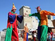 Május 29-én 14 órától a Kossuth téren Magyarország legnépszerűbb gólyalábas móka…