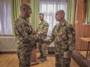 Előléptetések a hónap első vezetői értekezletén…