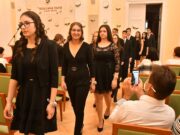 Bensőséges szalagtűzés a Borosban…