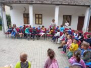 Május 10-én a Madarak és fák napja alkalmából „Állati jó bemutatót” szervezett a…