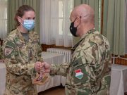 Kollégánk előléptetésével kezdődött a heti vezetői értekezlet….