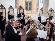 Szeretettel várjuk Őket és a látogatóinkat is a Zsinagógakoncerten kedden!…