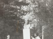 Találjuk meg Blaha Lujza mellszobrát!…