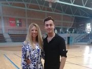 Berci bevonzza a jó partnert…