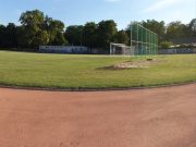 182 tonna salakkal újult meg a futópálya…