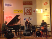 Ál-Live Zene-Világ-Zene: Jazzlegendák Szentesen: a Super Trio
