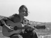 Elhunyt Dinnyés József, a magyar Bob Dylan