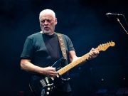 A NAP SZÜLETÉSNAPOSA 1946 március 6-án született David Gilmour gitáros, énekes, …