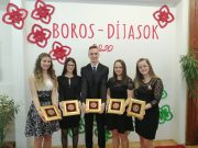 Rendhagyó módon idén szűk körben osztották ki idén a Boros díjakat….