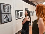 Szentes befogadó az aktfotókra is…