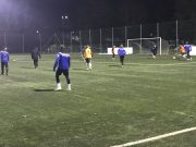 Ma este edzőmérkőzés a műfüves pályán……..