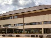 Mert lépten nyomon könyvtárba botlunk!…