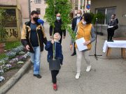 Csüngőborsó fákat kaptak az óvodások…