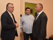 Felavatták a megújult konferencia és rendezvénytermet az IPOSZ-nál…