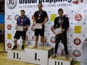 Igaz nem birkózás, de nagyon rokon sport és természetesen az első helyen végzett…