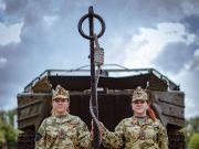 A műszaki ezrednél szolgálatot teljesítő Dobos Alexandra és Dobos Brigitta őrvez…