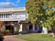 2021. október 23-án a XXVVII.Alföldi Fotószalon megnyitó ünnepségének képeit lát…