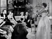 Sarah Vaughan – Broken Hearted Melody
Recorded at the Playboy Penthouse 1959
…