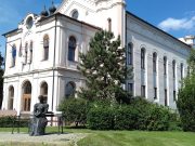 Szentes Városi Könyvtár megváltoztatta a borítóképét….