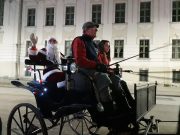 Meggyújtották a második adventi gyertyát és motoros Mikulások osztottak szaloncu…