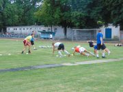 Ma délután a pályákon folyt az edzésmunka……..