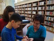 17 óráig még lehet jönni karkötőt készíteni az újrahasznosítás jegyében! :)…