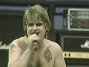 Ozzy Osbourne – Paranoid
Live at US Festival (1983)