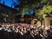 Nyári Színházi Esték Augusztus 11-én este 20.30kor kellemes estét tölthetett el…