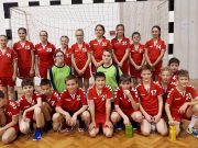 Amíg a korlátozások engedik, edzenek a Farkasok…