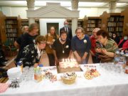 A foltvarróknál a torta is patchwork…