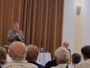 NYÁRI SZÍNHÁZI ESTÉK…