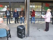 Harminc év a kirakatban…