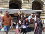 A Szentes TV 2021.06.06-an zaljott Kirakodóvásárról készült videóját láthatják. …