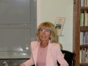 Derűvel és öniróniával többre megyünk…