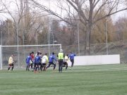 A mai hűvös és szeles napon a Pusztai László Sporttelep műfüves pályáján megyei …