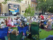 Ismét megtelt a Mozi PIKeNIK-re a Kossuth tér…