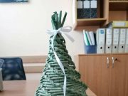 Papír fenyőből karácsonyfa lett….